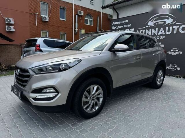 Хендай Туксон, объемом двигателя 2 л и пробегом 87 тыс. км за 17500 $, фото 8 на Automoto.ua