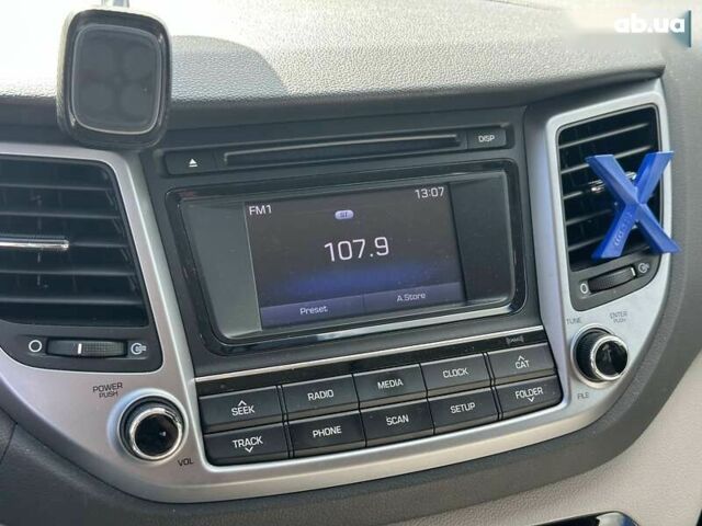 Хендай Туксон, объемом двигателя 2 л и пробегом 141 тыс. км за 16590 $, фото 20 на Automoto.ua