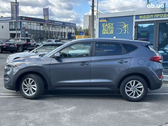 Хендай Туксон, объемом двигателя 2 л и пробегом 141 тыс. км за 16590 $, фото 6 на Automoto.ua