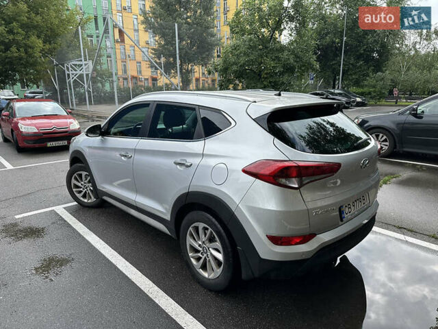 Хендай Туксон, об'ємом двигуна 2 л та пробігом 90 тис. км за 20500 $, фото 11 на Automoto.ua