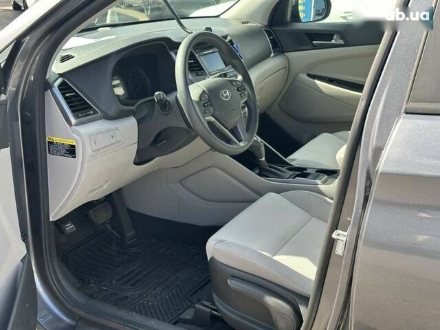 Хендай Туксон, объемом двигателя 2 л и пробегом 141 тыс. км за 16590 $, фото 11 на Automoto.ua