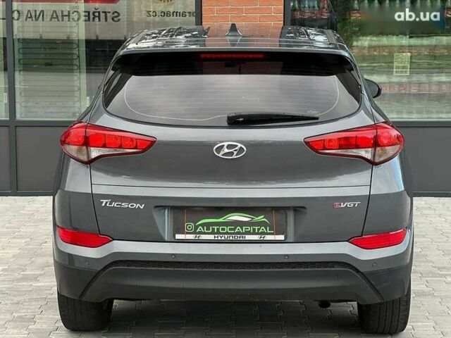 Хендай Туксон, объемом двигателя 1.7 л и пробегом 134 тыс. км за 15990 $, фото 11 на Automoto.ua