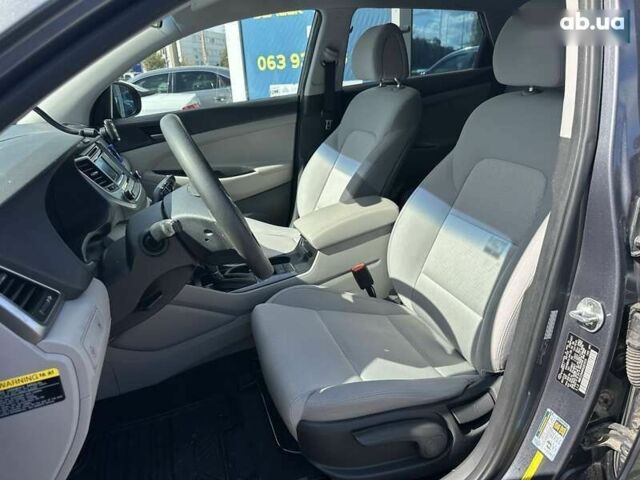 Хендай Туксон, объемом двигателя 2 л и пробегом 141 тыс. км за 16590 $, фото 12 на Automoto.ua