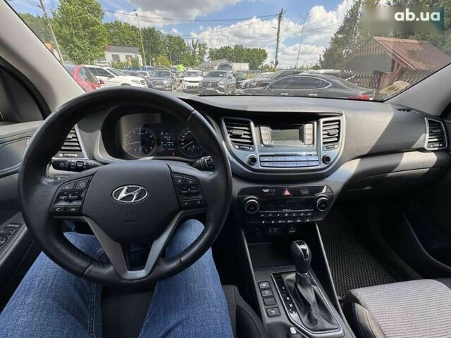 Хендай Туксон, объемом двигателя 2 л и пробегом 87 тыс. км за 17500 $, фото 20 на Automoto.ua