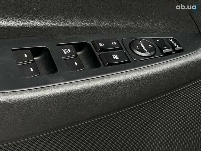 Хендай Туксон, объемом двигателя 1.7 л и пробегом 134 тыс. км за 15990 $, фото 18 на Automoto.ua