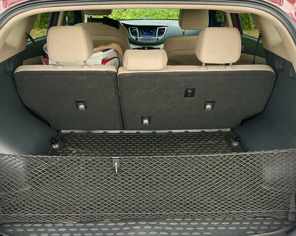 Хендай Туксон, объемом двигателя 2 л и пробегом 70 тыс. км за 16800 $, фото 16 на Automoto.ua