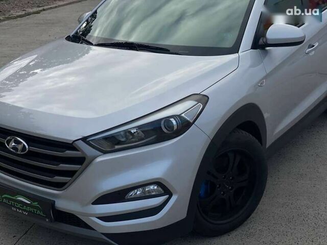 Хендай Туксон 2016 в Киеве на Automoto.ua Хендай Туксон, объемом двигателя 1.7 л и пробегом 99 тыс. км за 16490 $, фото 2 на Automoto.ua