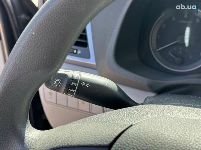 Хендай Туксон, объемом двигателя 2 л и пробегом 141 тыс. км за 16590 $, фото 17 на Automoto.ua