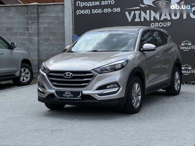 Хендай Туксон, объемом двигателя 2 л и пробегом 87 тыс. км за 17500 $, фото 4 на Automoto.ua