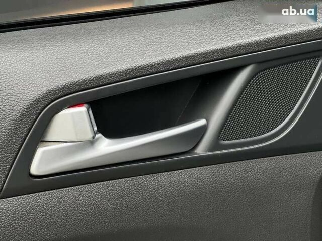 Хендай Туксон, объемом двигателя 1.7 л и пробегом 110 тыс. км за 15990 $, фото 22 на Automoto.ua