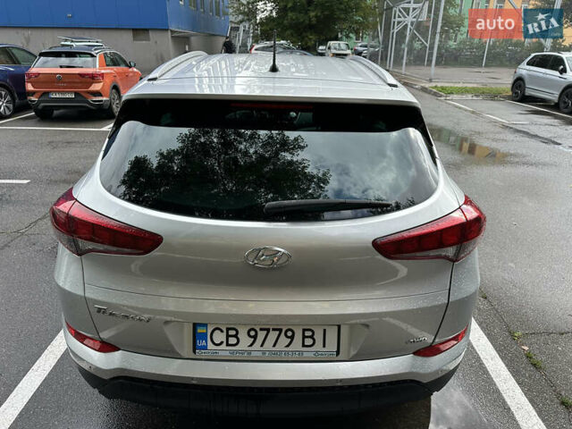 Хендай Туксон, об'ємом двигуна 2 л та пробігом 90 тис. км за 20500 $, фото 10 на Automoto.ua
