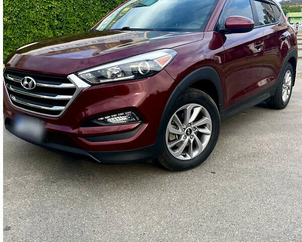 Хендай Туксон, объемом двигателя 2 л и пробегом 70 тыс. км за 16800 $, фото 1 на Automoto.ua