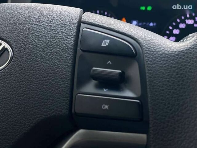 Хендай Туксон, объемом двигателя 1.7 л и пробегом 99 тыс. км за 16490 $, фото 23 на Automoto.ua