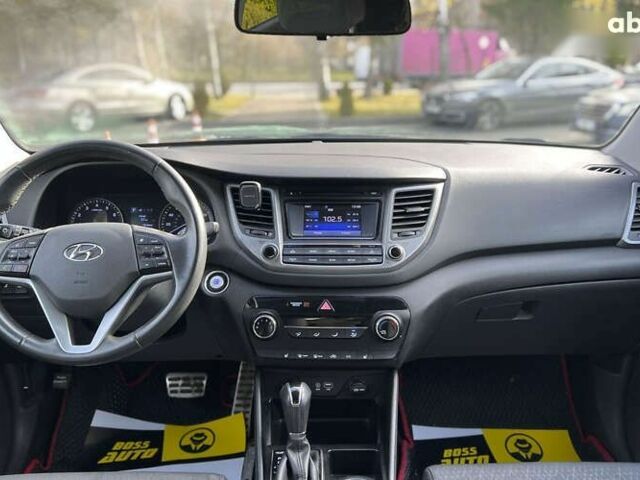 Хендай Туксон, объемом двигателя 1.6 л и пробегом 93 тыс. км за 16750 $, фото 12 на Automoto.ua