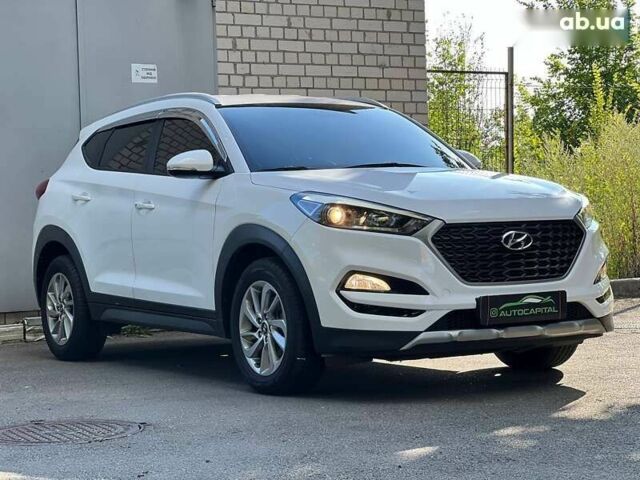 Хендай Туксон, об'ємом двигуна 1.7 л та пробігом 145 тис. км за 17990 $, фото 5 на Automoto.ua