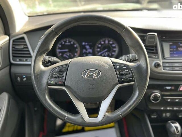 Хендай Туксон, объемом двигателя 1.6 л и пробегом 93 тыс. км за 16750 $, фото 13 на Automoto.ua