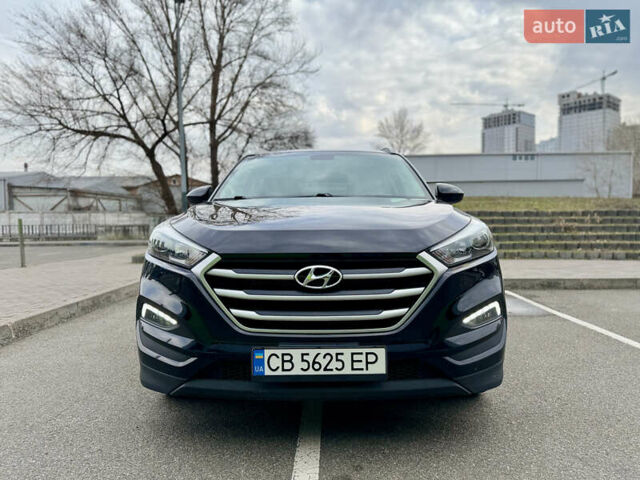 Хендай Туксон, объемом двигателя 2 л и пробегом 140 тыс. км за 14700 $, фото 3 на Automoto.ua