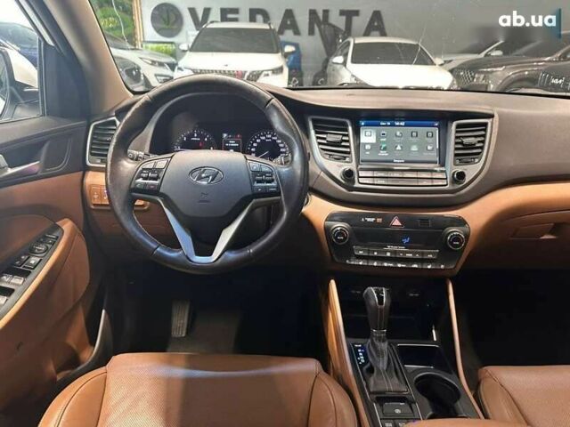 Хендай Туксон, объемом двигателя 2 л и пробегом 213 тыс. км за 18900 $, фото 19 на Automoto.ua