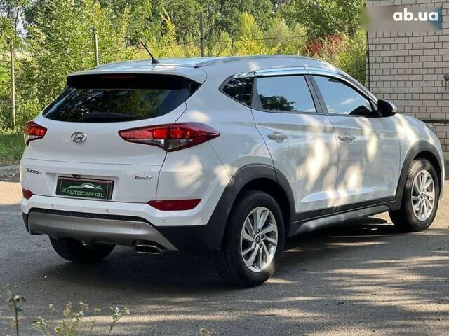 Хендай Туксон, об'ємом двигуна 1.7 л та пробігом 145 тис. км за 17990 $, фото 8 на Automoto.ua