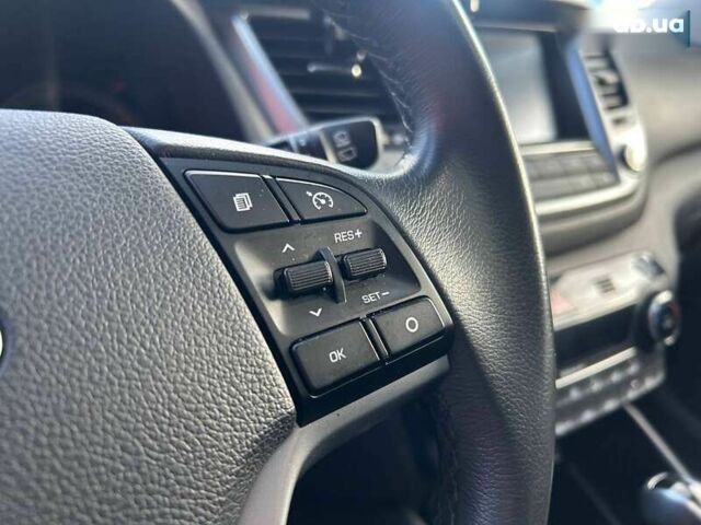 Хендай Туксон, объемом двигателя 1.6 л и пробегом 152 тыс. км за 18990 $, фото 17 на Automoto.ua