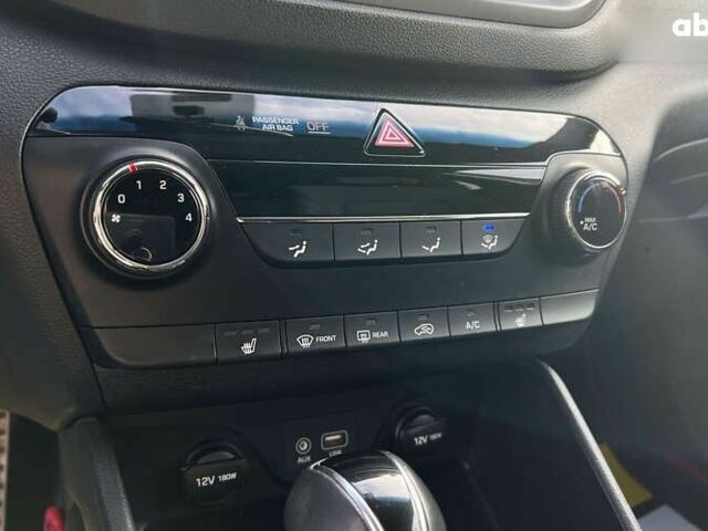 Хендай Туксон, объемом двигателя 1.6 л и пробегом 93 тыс. км за 16750 $, фото 19 на Automoto.ua