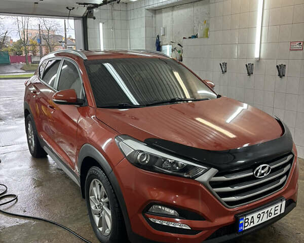 Хендай Туксон, объемом двигателя 2 л и пробегом 102 тыс. км за 17500 $, фото 14 на Automoto.ua