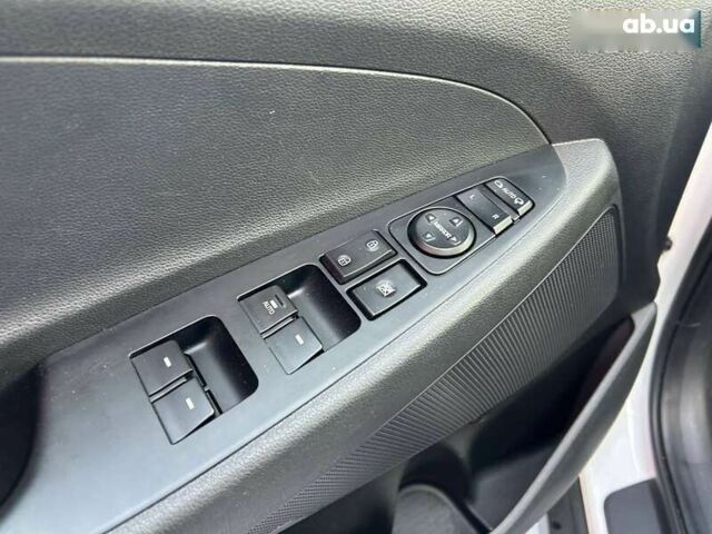 Хендай Туксон, объемом двигателя 1.6 л и пробегом 152 тыс. км за 18990 $, фото 14 на Automoto.ua