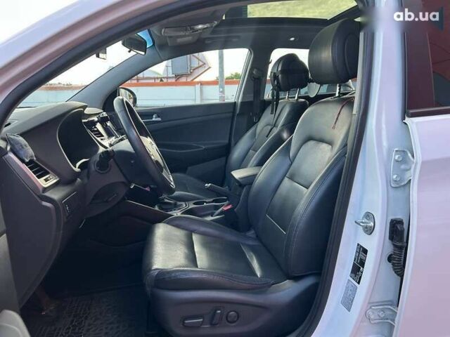 Хендай Туксон, объемом двигателя 1.6 л и пробегом 152 тыс. км за 18990 $, фото 10 на Automoto.ua