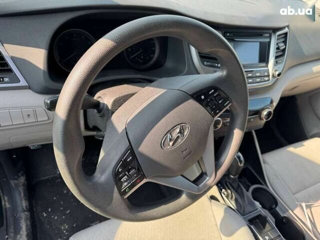 Хендай Туксон, объемом двигателя 2 л и пробегом 119 тыс. км за 11900 $, фото 7 на Automoto.ua