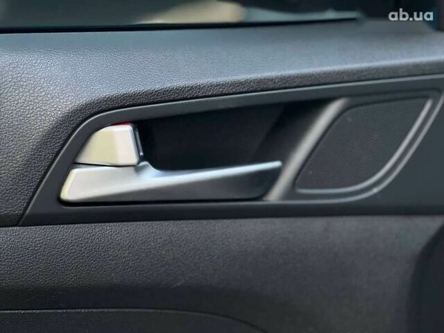 Хендай Туксон, об'ємом двигуна 1.7 л та пробігом 145 тис. км за 17990 $, фото 20 на Automoto.ua