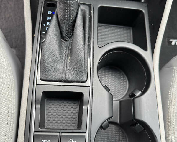 Хендай Туксон, объемом двигателя 2 л и пробегом 140 тыс. км за 14700 $, фото 31 на Automoto.ua