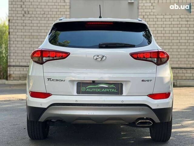 Хендай Туксон, об'ємом двигуна 1.7 л та пробігом 145 тис. км за 17990 $, фото 9 на Automoto.ua