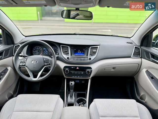 Хендай Туксон, объемом двигателя 2 л и пробегом 140 тыс. км за 14700 $, фото 13 на Automoto.ua