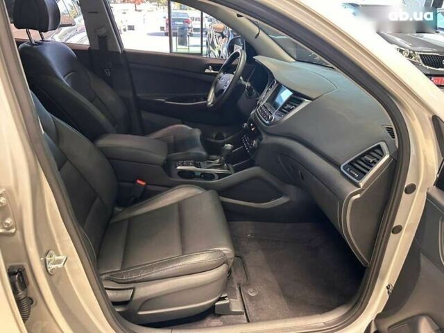 Хендай Туксон 2018 в Одессе на Automoto.ua Хендай Туксон, объемом двигателя 2 л и пробегом 127 тыс. км за 21500 $, фото 15 на Automoto.ua