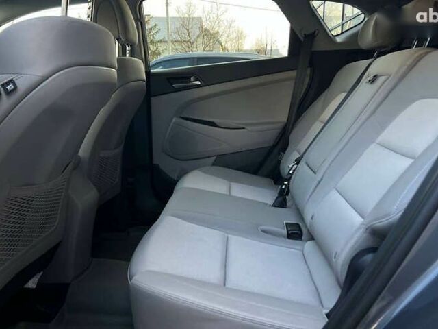 Хендай Туксон, объемом двигателя 2 л и пробегом 80 тыс. км за 17990 $, фото 26 на Automoto.ua