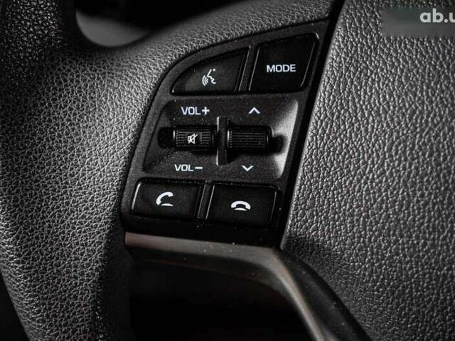 Хендай Туксон, объемом двигателя 2 л и пробегом 58 тыс. км за 17500 $, фото 15 на Automoto.ua