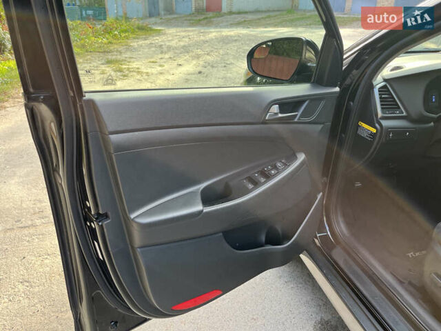 Хендай Туксон, об'ємом двигуна 2 л та пробігом 156 тис. км за 14800 $, фото 9 на Automoto.ua