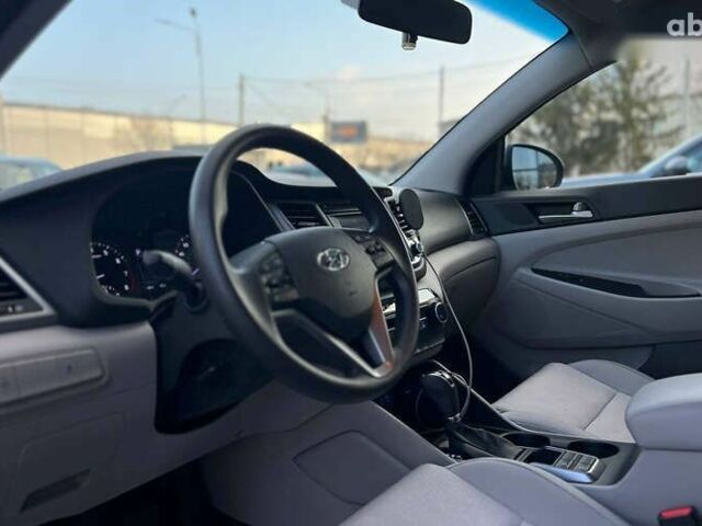 Хендай Туксон, объемом двигателя 2 л и пробегом 80 тыс. км за 17990 $, фото 10 на Automoto.ua