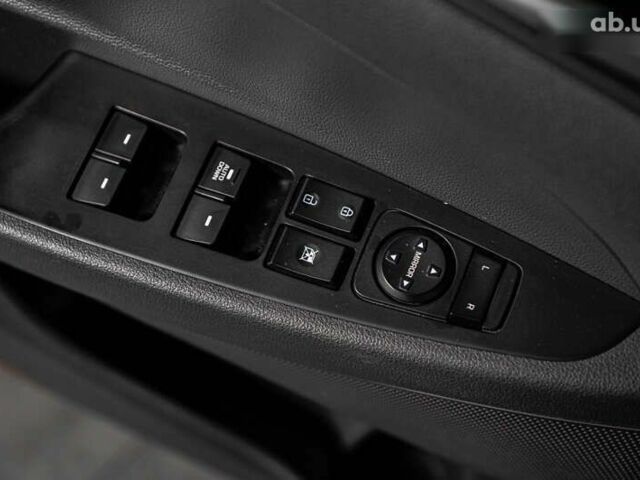 Хендай Туксон, объемом двигателя 2 л и пробегом 58 тыс. км за 17500 $, фото 10 на Automoto.ua