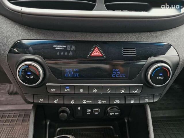 Хендай Туксон, об'ємом двигуна 2 л та пробігом 127 тис. км за 24999 $, фото 28 на Automoto.ua