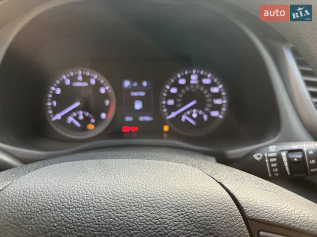 Хендай Туксон, об'ємом двигуна 2 л та пробігом 156 тис. км за 14800 $, фото 8 на Automoto.ua