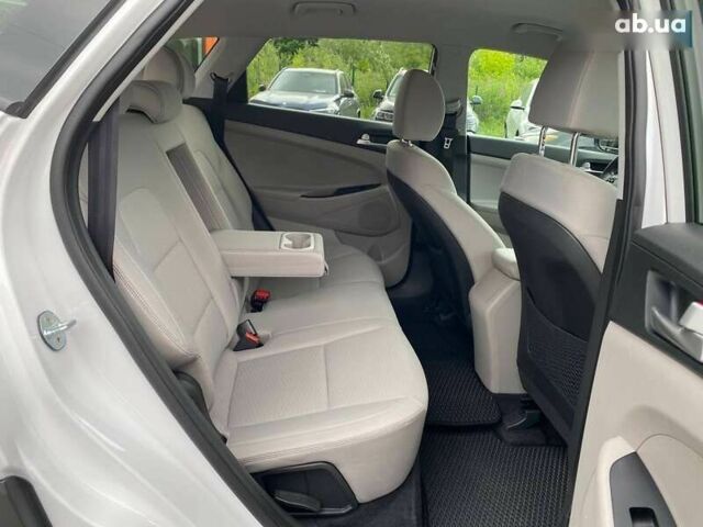 Хендай Туксон 2018 в Львове на Automoto.ua Хендай Туксон, объемом двигателя 2 л и пробегом 68 тыс. км за 15900 $, фото 23 на Automoto.ua