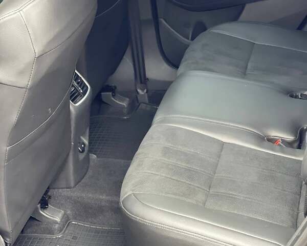 Хендай Туксон, объемом двигателя 2 л и пробегом 144 тыс. км за 19000 $, фото 9 на Automoto.ua