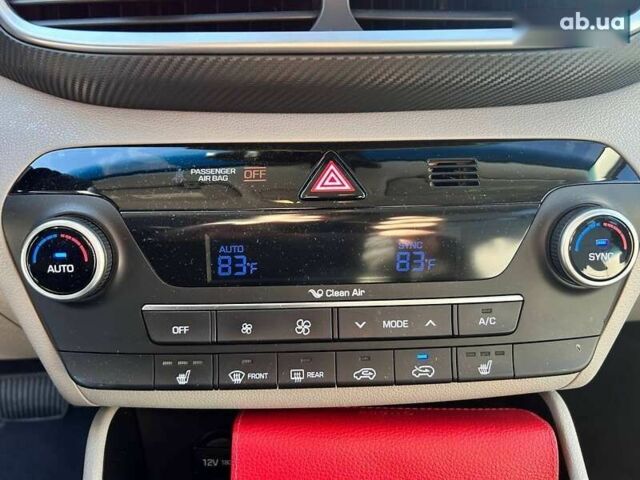 Хендай Туксон, объемом двигателя 0 л и пробегом 63 тыс. км за 19500 $, фото 20 на Automoto.ua