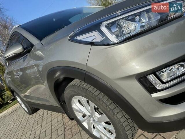 Хендай Туксон, объемом двигателя 2 л и пробегом 56 тыс. км за 24200 $, фото 7 на Automoto.ua