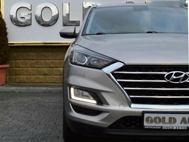 Хендай Туксон, объемом двигателя 1.6 л и пробегом 118 тыс. км за 18700 $, фото 22 на Automoto.ua