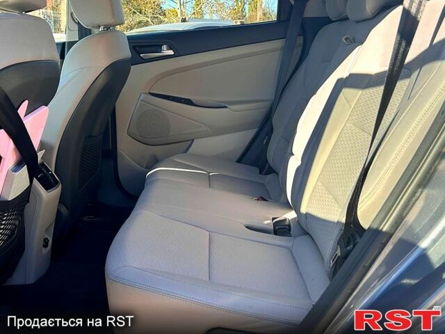 Хендай Туксон, об'ємом двигуна 24 л та пробігом 63 тис. км за 19500 $, фото 12 на Automoto.ua