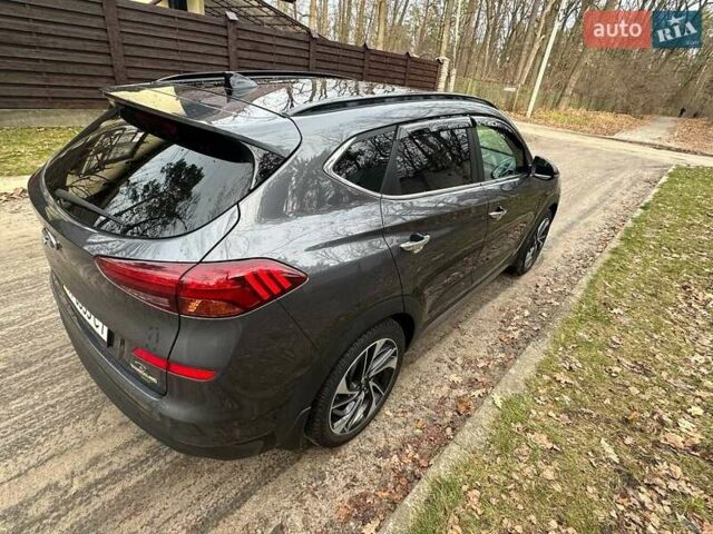 Хендай Туксон, объемом двигателя 2 л и пробегом 45 тыс. км за 32000 $, фото 4 на Automoto.ua