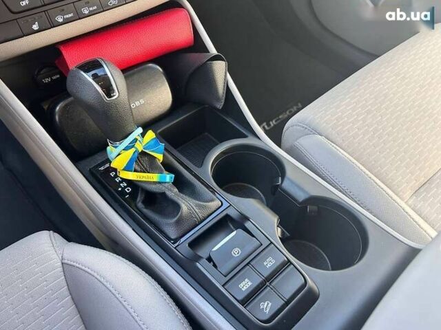 Хендай Туксон, объемом двигателя 0 л и пробегом 63 тыс. км за 19500 $, фото 24 на Automoto.ua
