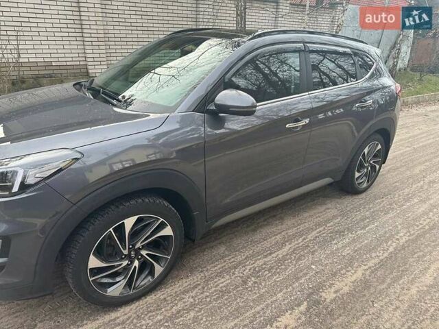 Хендай Туксон, объемом двигателя 2 л и пробегом 45 тыс. км за 32000 $, фото 2 на Automoto.ua